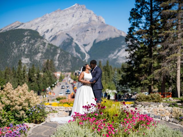 Prince and Ivie&apos;s wedding in Banff, Alberta 31