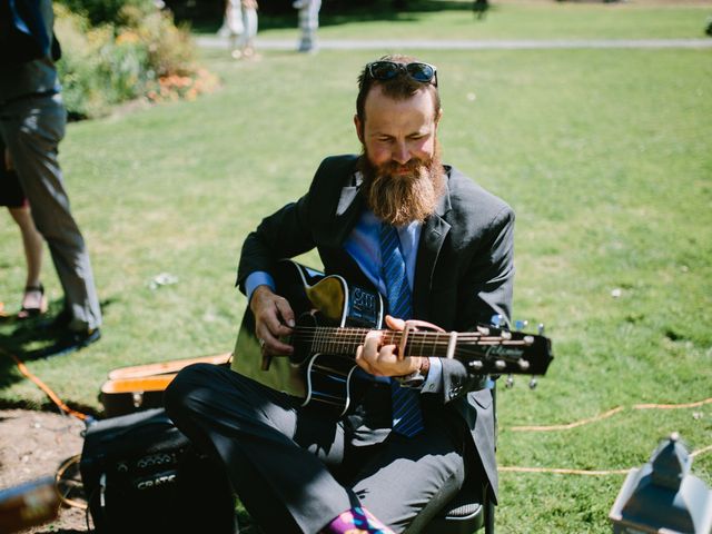 Jeremy and Hannah&apos;s wedding in Victoria, British Columbia 22