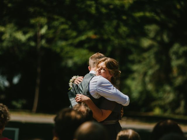 Jeremy and Hannah&apos;s wedding in Victoria, British Columbia 23