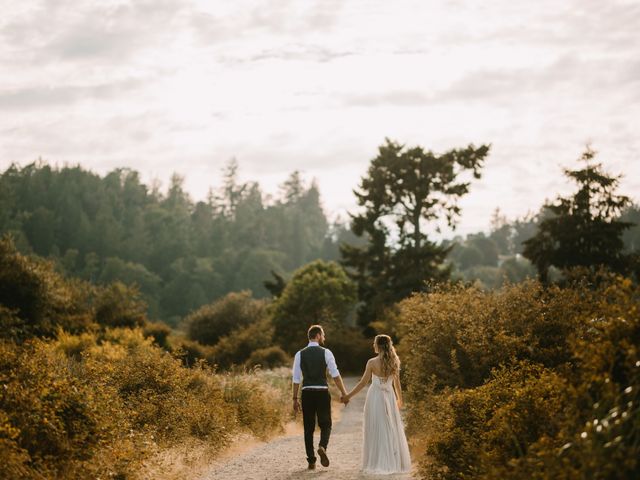 Jeremy and Hannah&apos;s wedding in Victoria, British Columbia 79