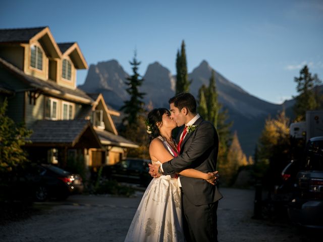 Chris and Jess&apos;s wedding in Canmore, Alberta 35