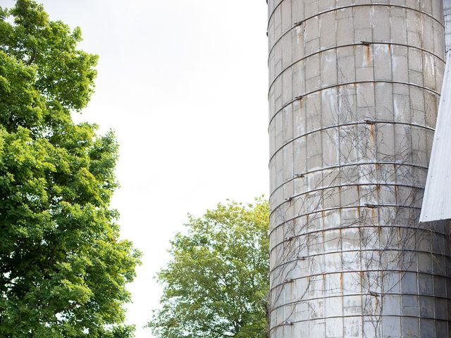 Rob and Erica&apos;s wedding in Port Colborne, Ontario 22