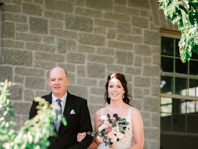 Erica and Devon&apos;s wedding in Prince Edward County, Ontario 15