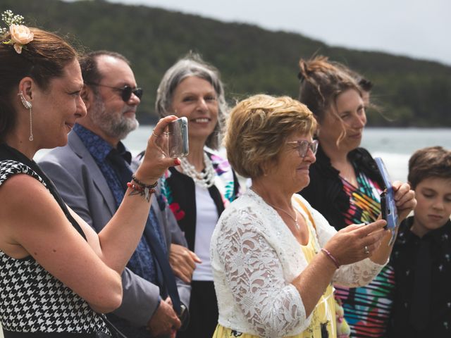 Jessica and Jean-Pierre&apos;s wedding in Tofino, British Columbia 28