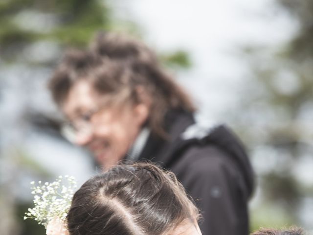 Jessica and Jean-Pierre&apos;s wedding in Tofino, British Columbia 41