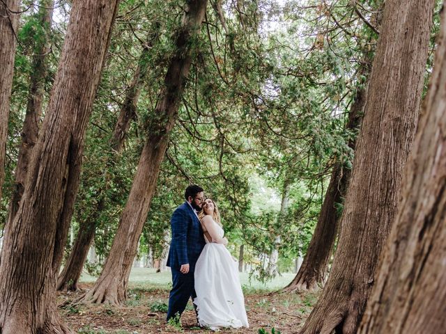 Trent and Shelby&apos;s wedding in Oro-Medonte, Ontario 5