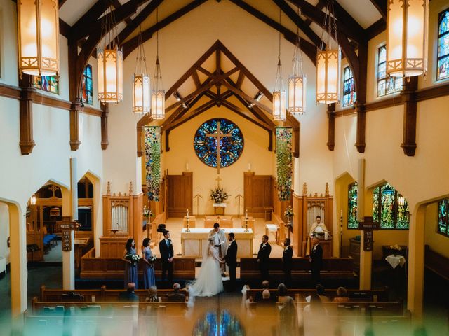 Viktoria and Dan&apos;s wedding in Calgary, Alberta 41