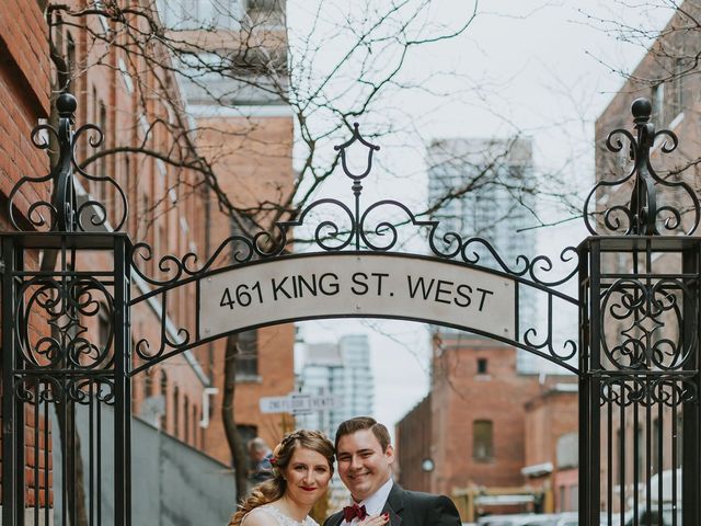 Hugh and Victoria&apos;s wedding in Toronto, Ontario 39