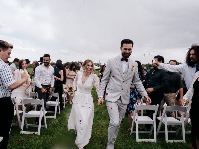 Tomy and Elena&apos;s wedding in Saint-Felix-de-Valois, Quebec 26