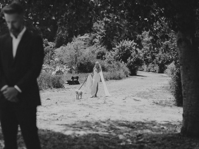 Anthony and Hannah's wedding in Halfmoon Bay, British Columbia 14