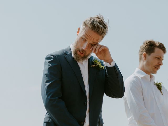 Anthony and Hannah's wedding in Halfmoon Bay, British Columbia 48