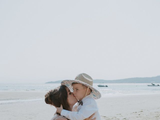 Anthony and Hannah's wedding in Halfmoon Bay, British Columbia 68