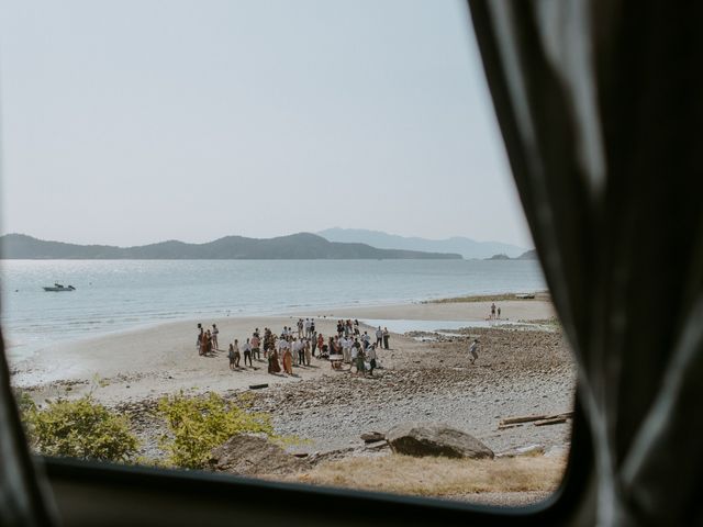 Anthony and Hannah's wedding in Halfmoon Bay, British Columbia 71