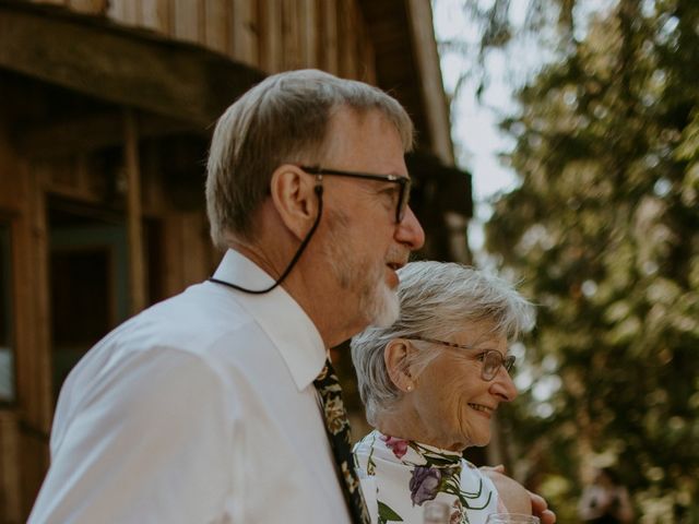Anthony and Hannah's wedding in Halfmoon Bay, British Columbia 80
