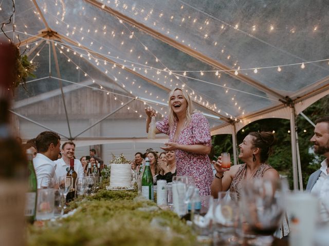 Anthony and Hannah's wedding in Halfmoon Bay, British Columbia 103