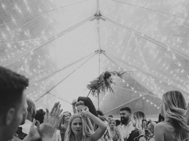 Anthony and Hannah's wedding in Halfmoon Bay, British Columbia 105