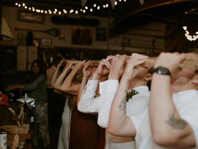 Anthony and Hannah's wedding in Halfmoon Bay, British Columbia 109