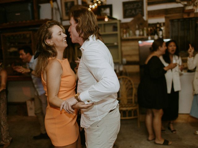 Anthony and Hannah's wedding in Halfmoon Bay, British Columbia 110