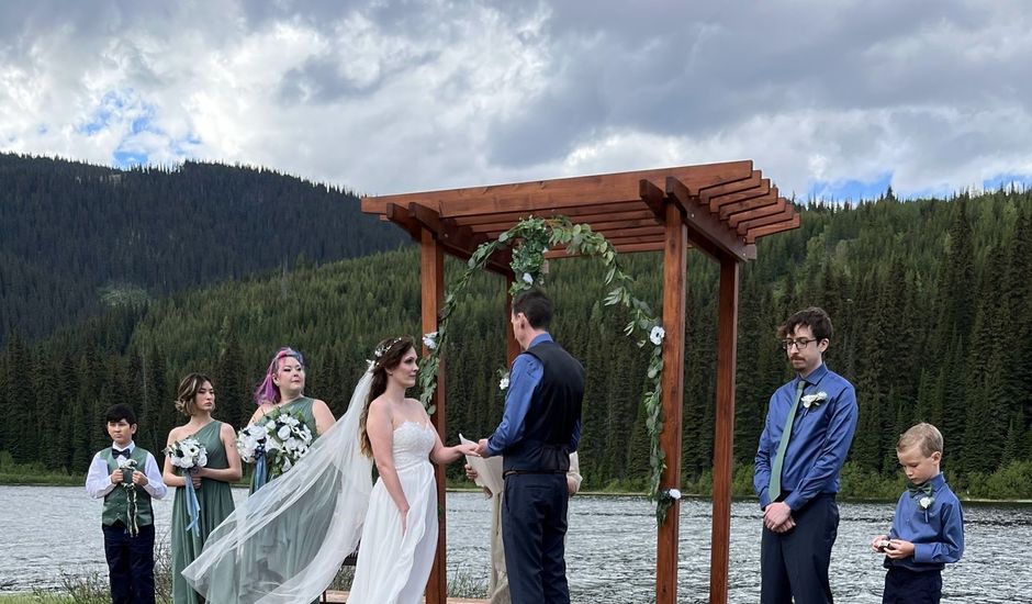 Chris and Genna's wedding in Cherryville, British Columbia