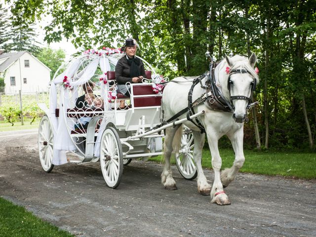 Edward and Melanie&apos;s wedding in Laval, Quebec 18