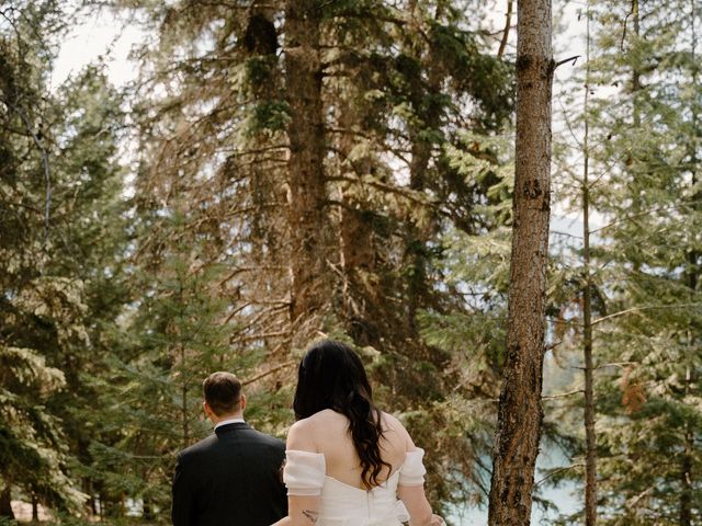 John and Julie&apos;s wedding in Jasper, Alberta 43