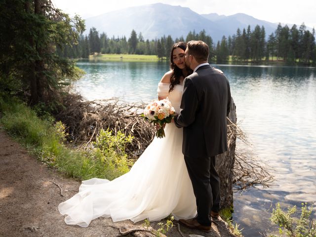 John and Julie&apos;s wedding in Jasper, Alberta 50