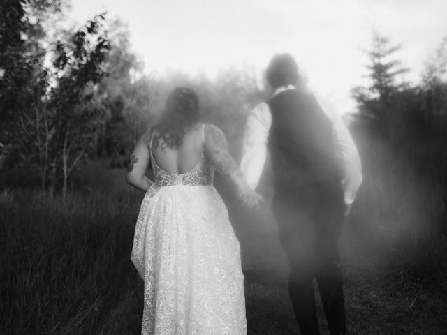 Rolland and Cassidy&apos;s wedding in Sylvan Lake, Alberta 14