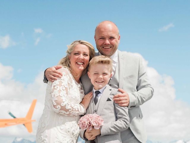 Sam and Ryan's wedding in Revelstoke, British Columbia 12
