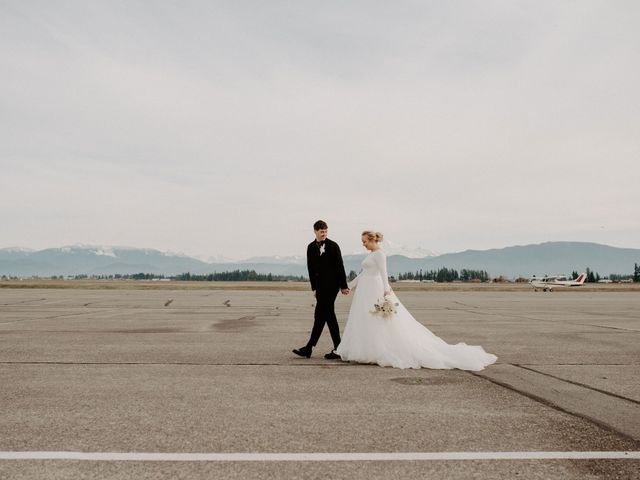 Spencer and Sydney&apos;s wedding in Abbotsford, British Columbia 27