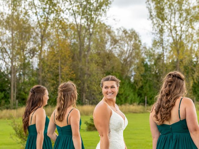 Noah and Tessa's wedding in La Broquerie, Manitoba 4