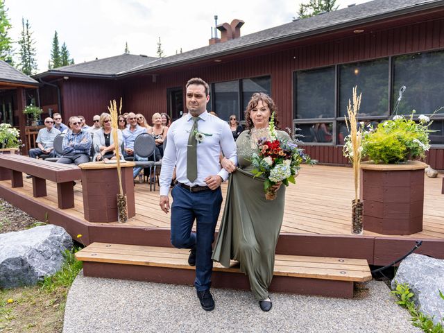 Tenaya and Joe&apos;s wedding in Redwood Meadows, Alberta 20