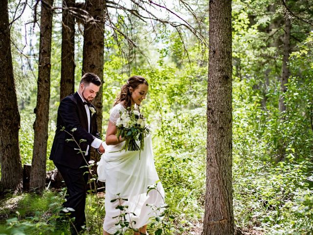 Larry and Christine&apos;s wedding in Canmore, Alberta 19