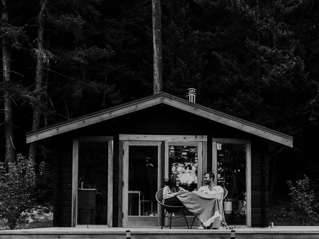 Patrick and Dani&apos;s wedding in Gabriola, British Columbia 5
