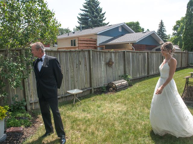 Jenna and Tim&apos;s wedding in Winnipeg, Manitoba 13