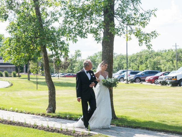 Jenna and Tim&apos;s wedding in Winnipeg, Manitoba 44