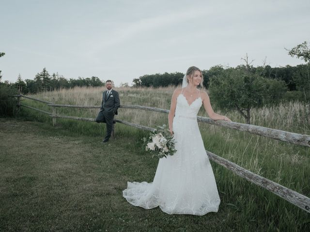 Jenna and Tim&apos;s wedding in Winnipeg, Manitoba 117