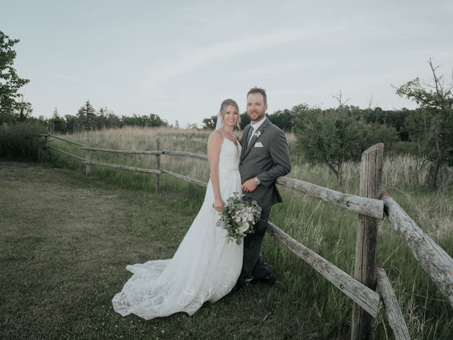 Jenna and Tim&apos;s wedding in Winnipeg, Manitoba 118
