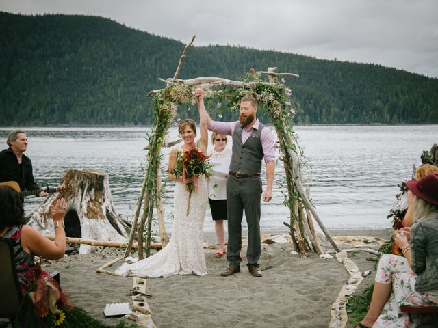 Cameron and Sarah&apos;s wedding in Port Renfrew, British Columbia 8