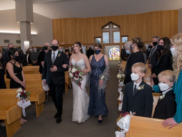 Victoria and Paolo&apos;s wedding in Winnipeg, Manitoba 42