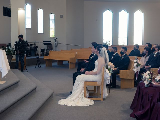 Victoria and Paolo&apos;s wedding in Winnipeg, Manitoba 45
