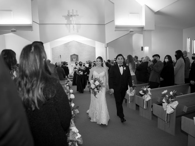 Victoria and Paolo&apos;s wedding in Winnipeg, Manitoba 54