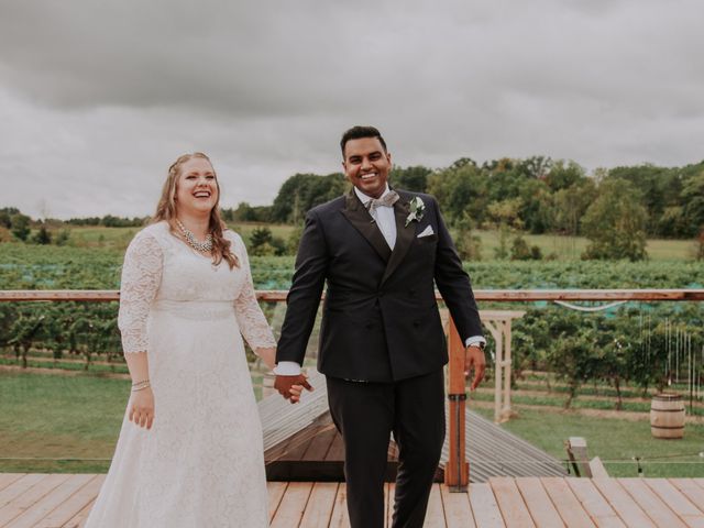 Tihana and Jason's wedding in Jordan Station, Ontario 13