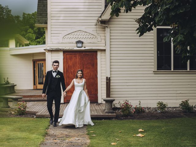 Bobby and Tatianna's wedding in Kelowna, British Columbia 21
