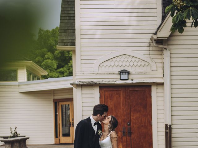 Bobby and Tatianna's wedding in Kelowna, British Columbia 23