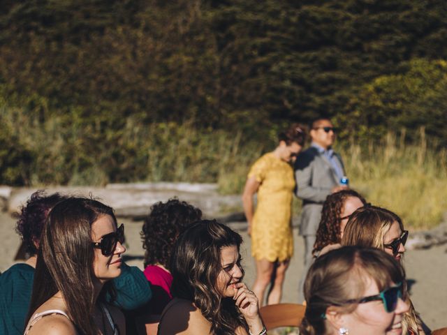 Ceileigh and Cole&apos;s wedding in Tofino, British Columbia 17