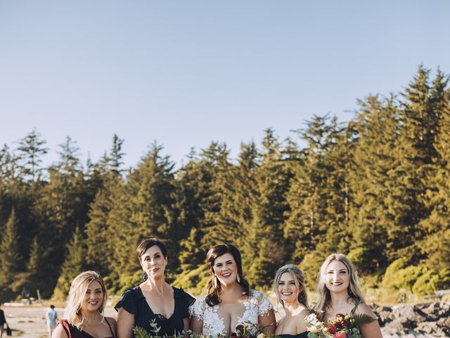 Ceileigh and Cole&apos;s wedding in Tofino, British Columbia 24