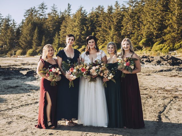 Ceileigh and Cole&apos;s wedding in Tofino, British Columbia 25