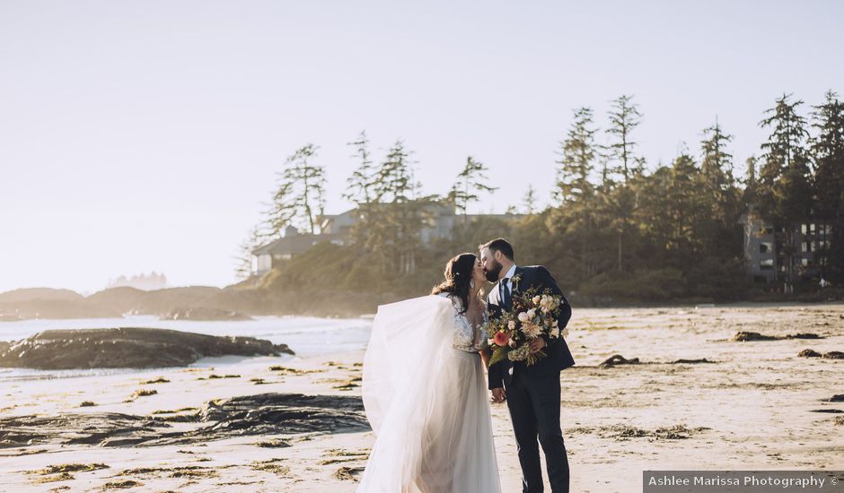 Ceileigh and Cole's wedding in Tofino, British Columbia