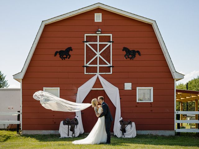 Gordon and Amanda&apos;s wedding in Saskatoon, Saskatchewan 4