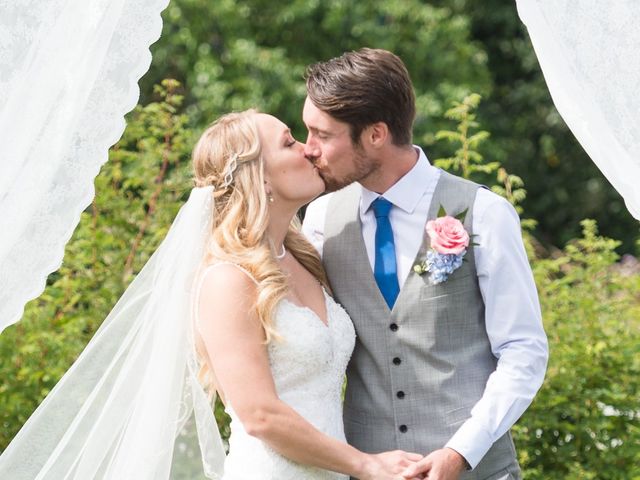 Geoff and Kristen&apos;s wedding in Tsawwassen, British Columbia 16